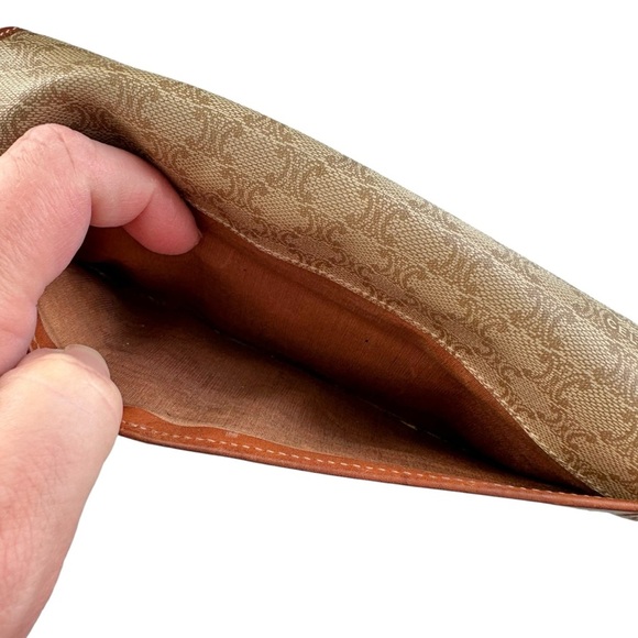 Authentic CELINE Macadam Beige Canvas & Leather Kisslock Long Wallet - Picture 7 of 15